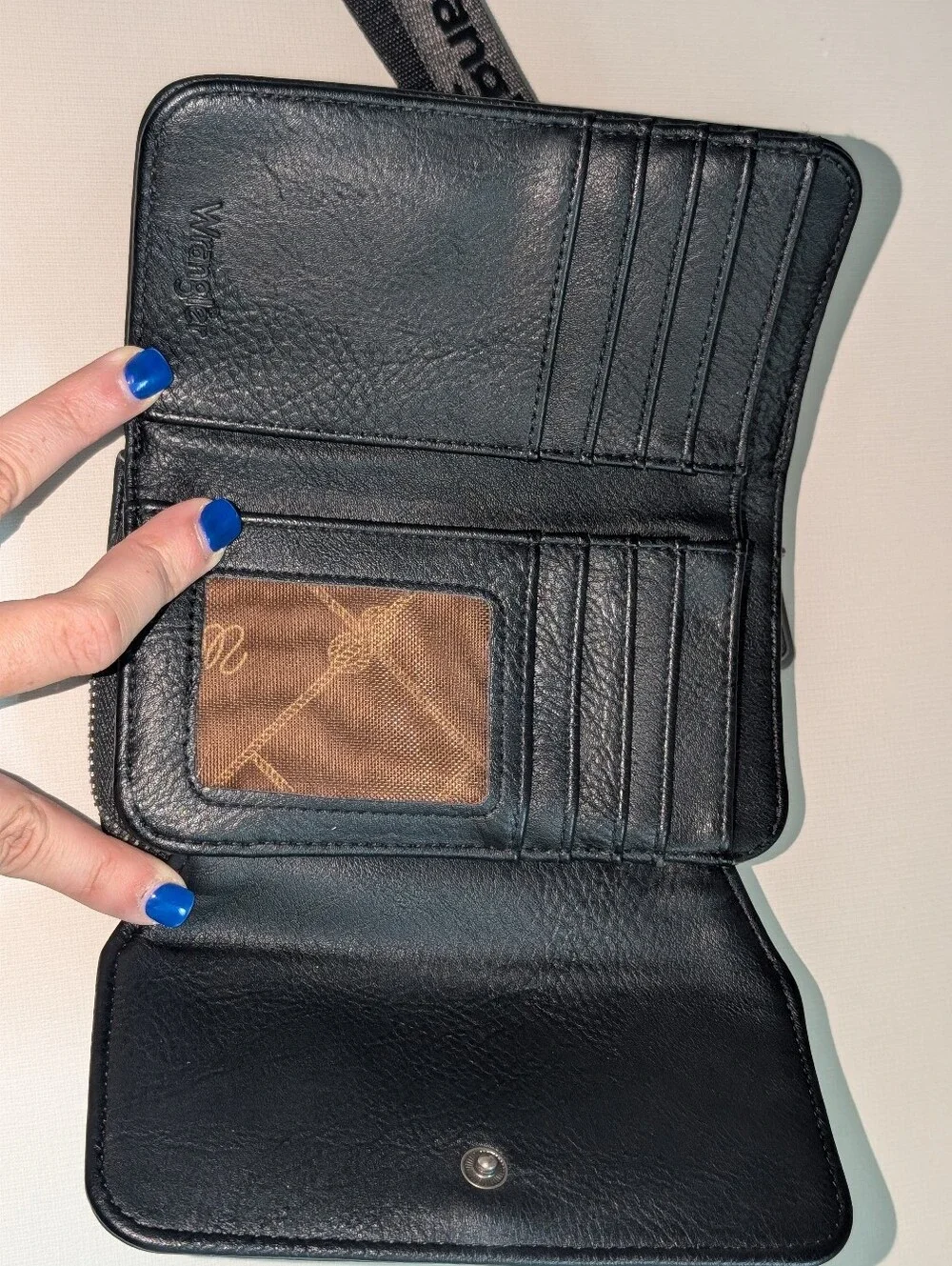 Wrangler Black Leather Crossbody Wallet